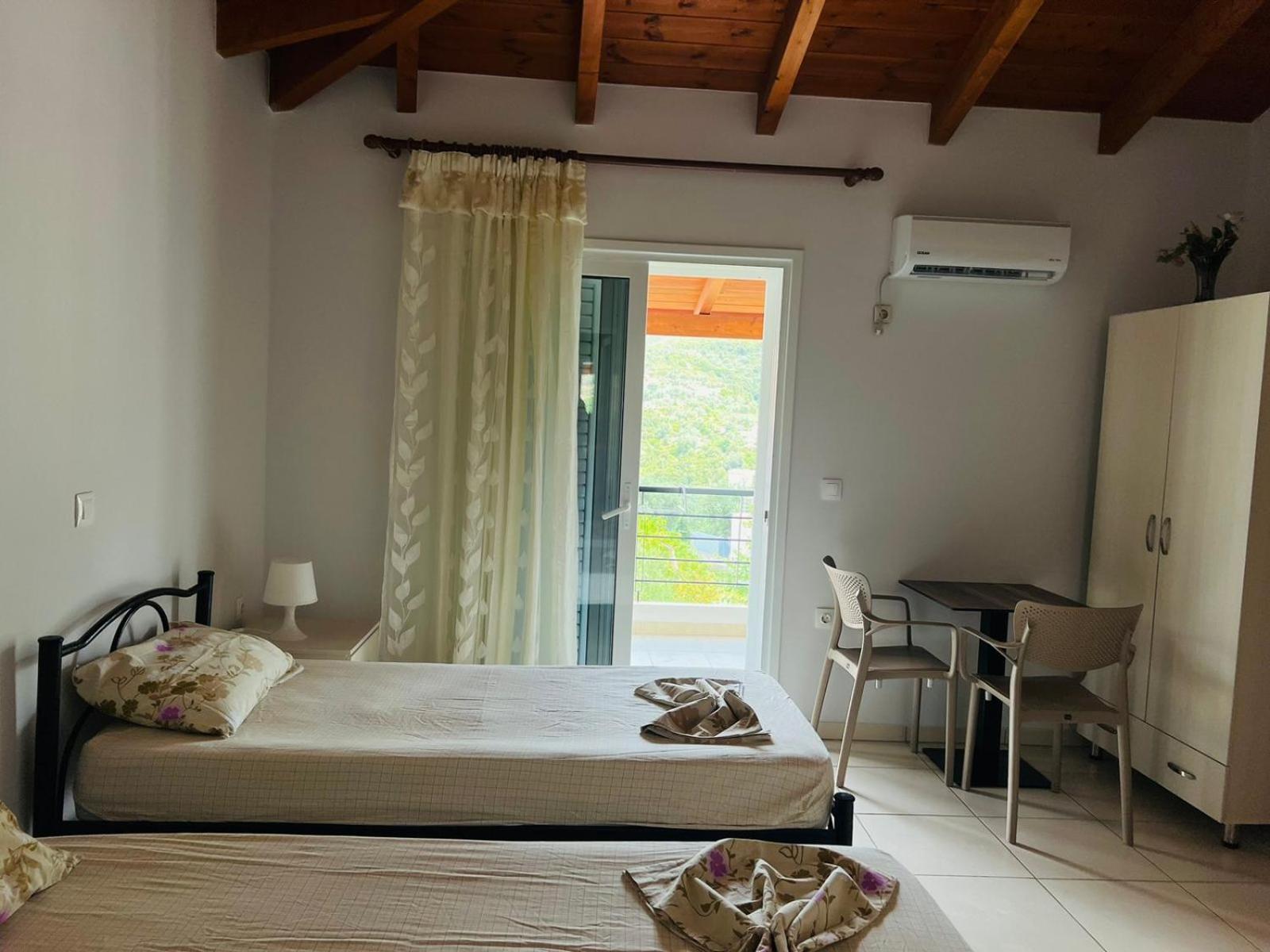 Apartments Aneta'S House Himare Exterior photo