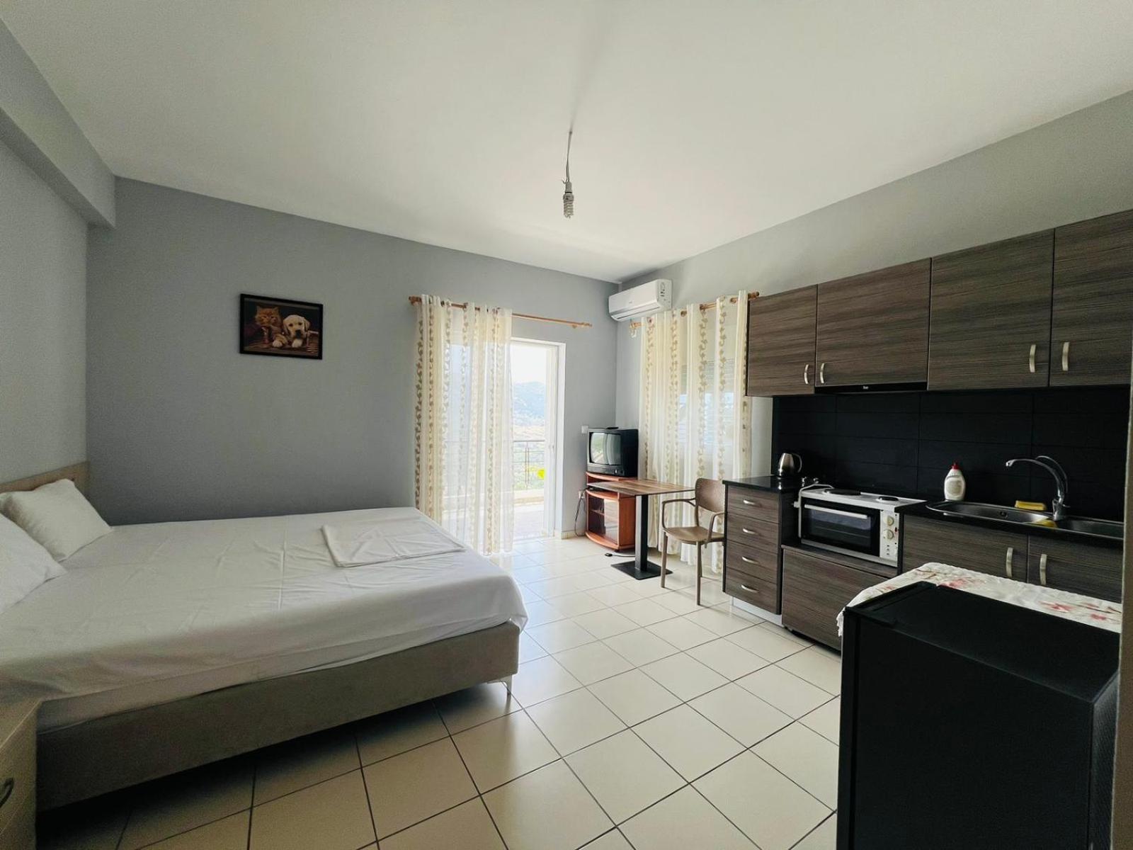 Apartments Aneta'S House Himare Exterior photo