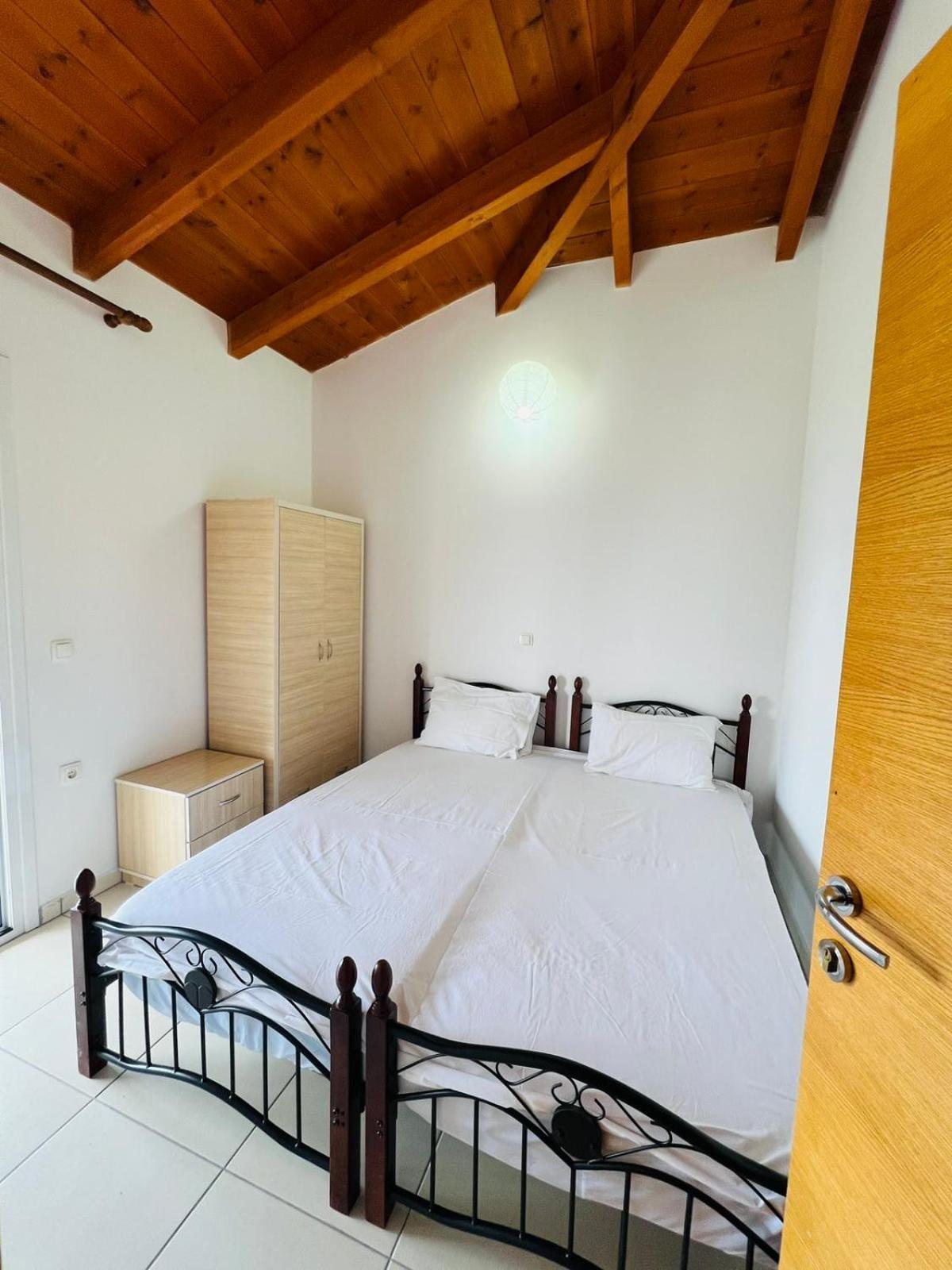 Apartments Aneta'S House Himare Exterior photo